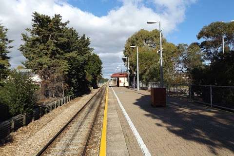 Photo: Osborne Railway Station